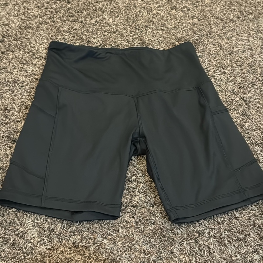 Women’s bike shorts by Vogo